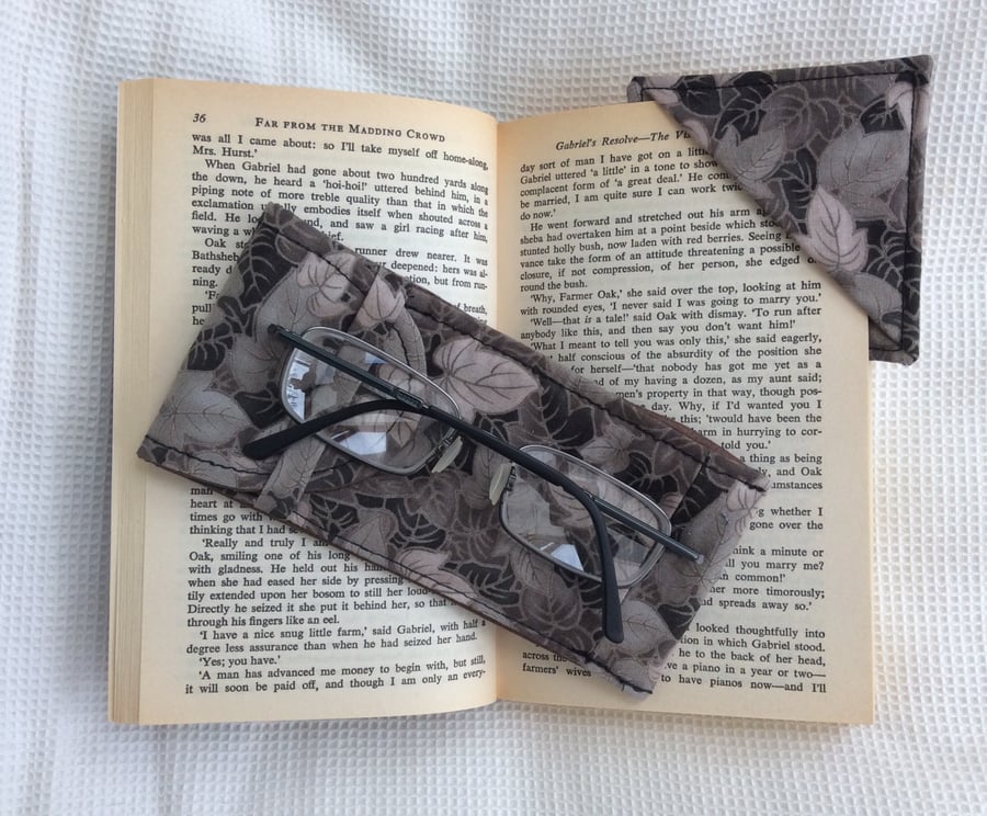 Beautiful bundle, Glasses Case and matching corner book mark