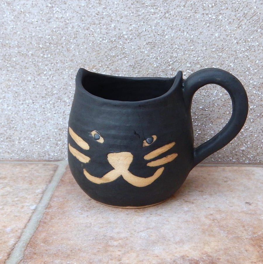 Lucky black cat cuddle mug coffee tea cup handmade in stoneware pottery ceramic