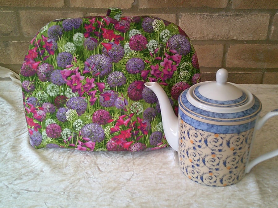 Alliums and Gladioli Large Tea Cosy