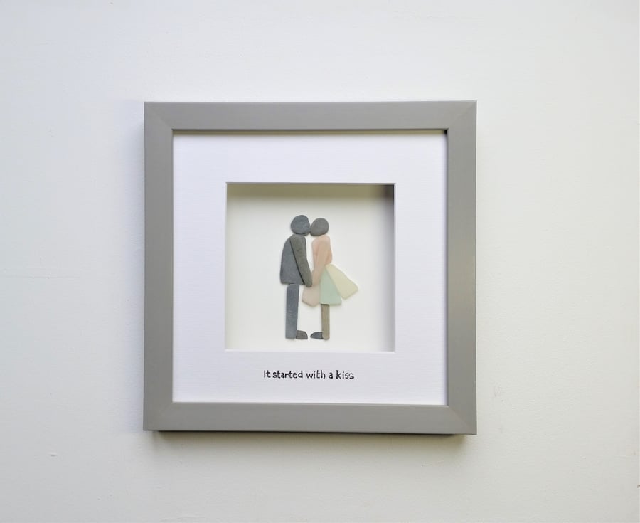 Pebble Art Kissing Couple, Valentine, Engagement Gift, Anniversary Gift Idea
