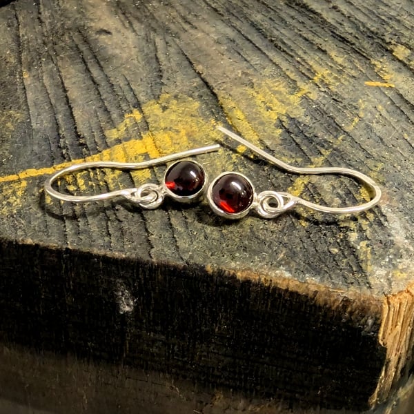 DANGLE Sterling Silver Garnet droplet earrings, Handmade Urban Jewellery