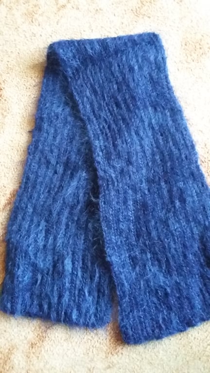Mohair scarf, hand knitted in quality light navy mohair