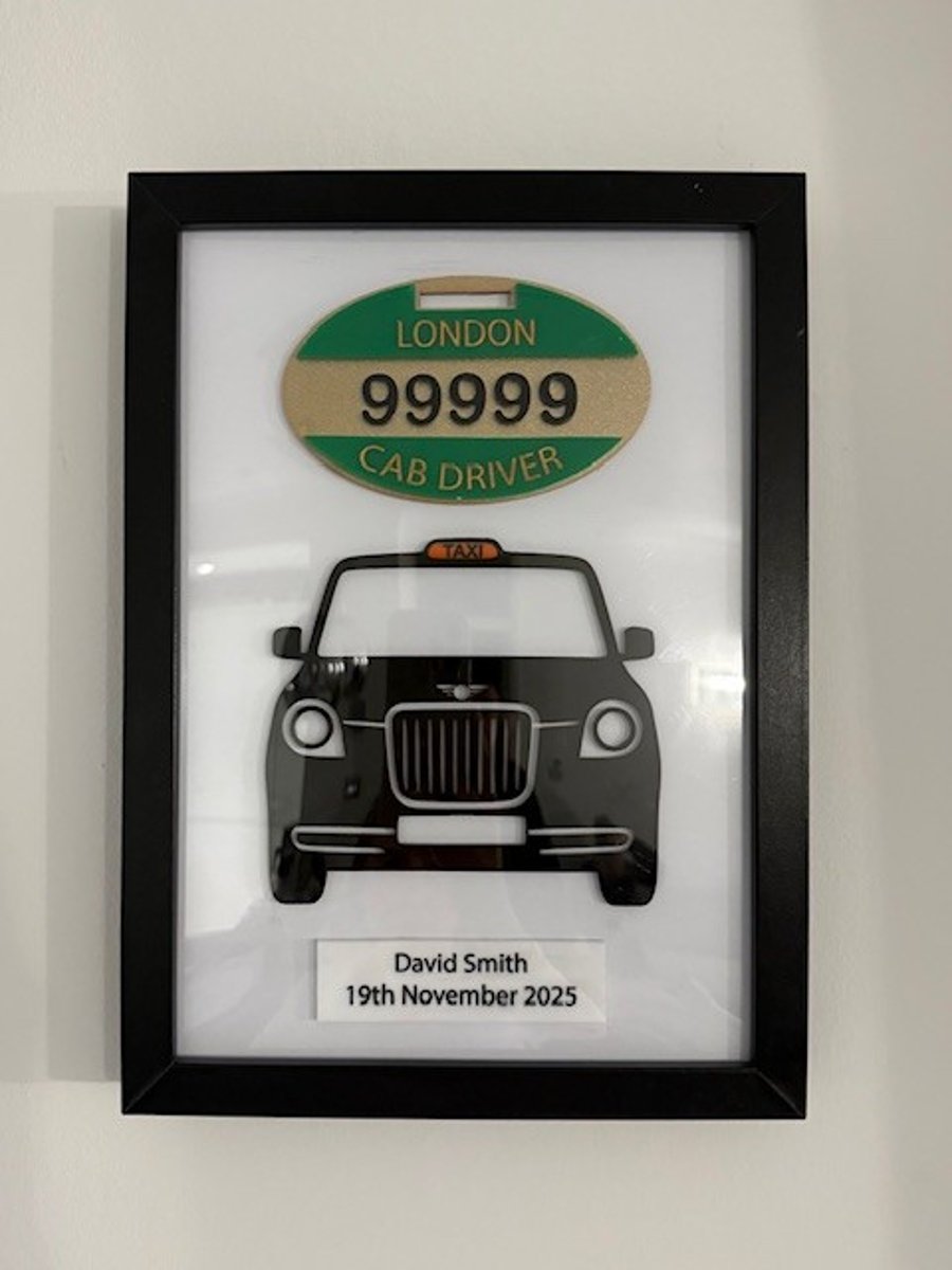 London Taxi TXE Driver Keepsake Frame – Acrylic Cab & Badge - Personalised Gift 