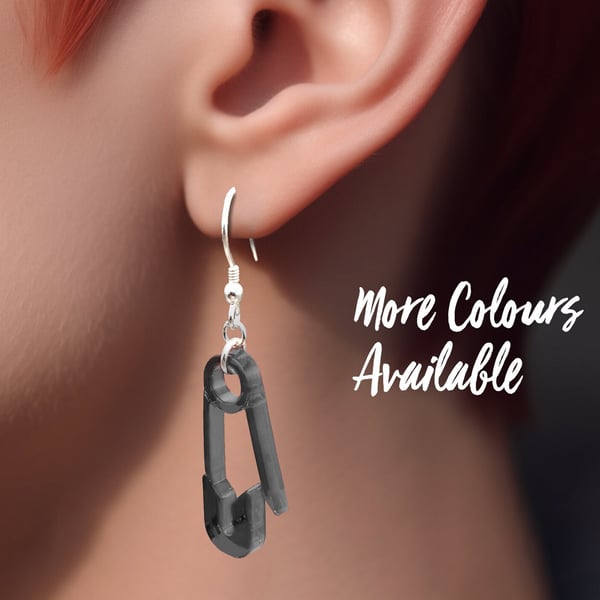 Modern Punk Style: Edgy Safety Pin Earrings