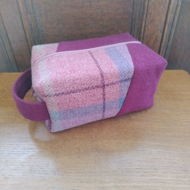Woollen and tartan  cosmetic or toiletry bag
