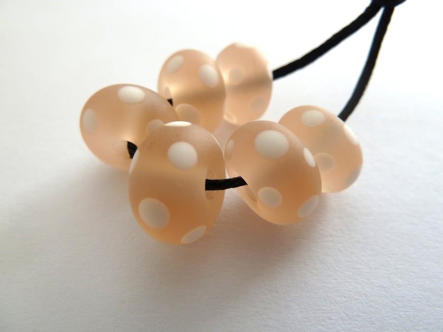 pink spot handmade lampwork glass beads