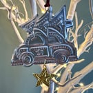 Christmas Han Drawn Tin Car With Christmas Tree Hanging Decoration 