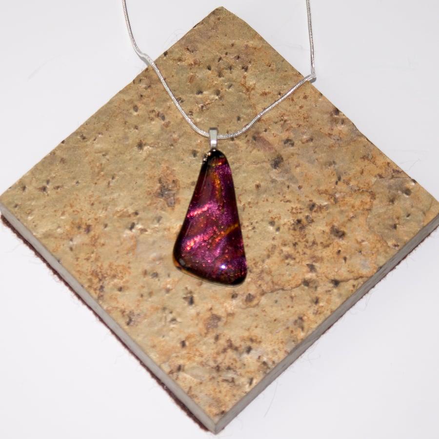 Red & Gold Coloured Triangular Glass Pendant Necklace