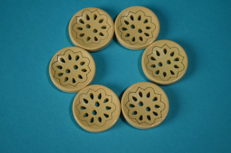 Wooden Pierced Flower Buttons Pale Yellow 6pk Button 18mm (P3)