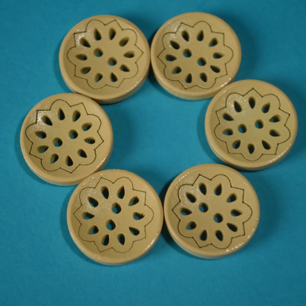 Wooden Pierced Flower Buttons Pale Yellow 6pk Button 18mm (P3)