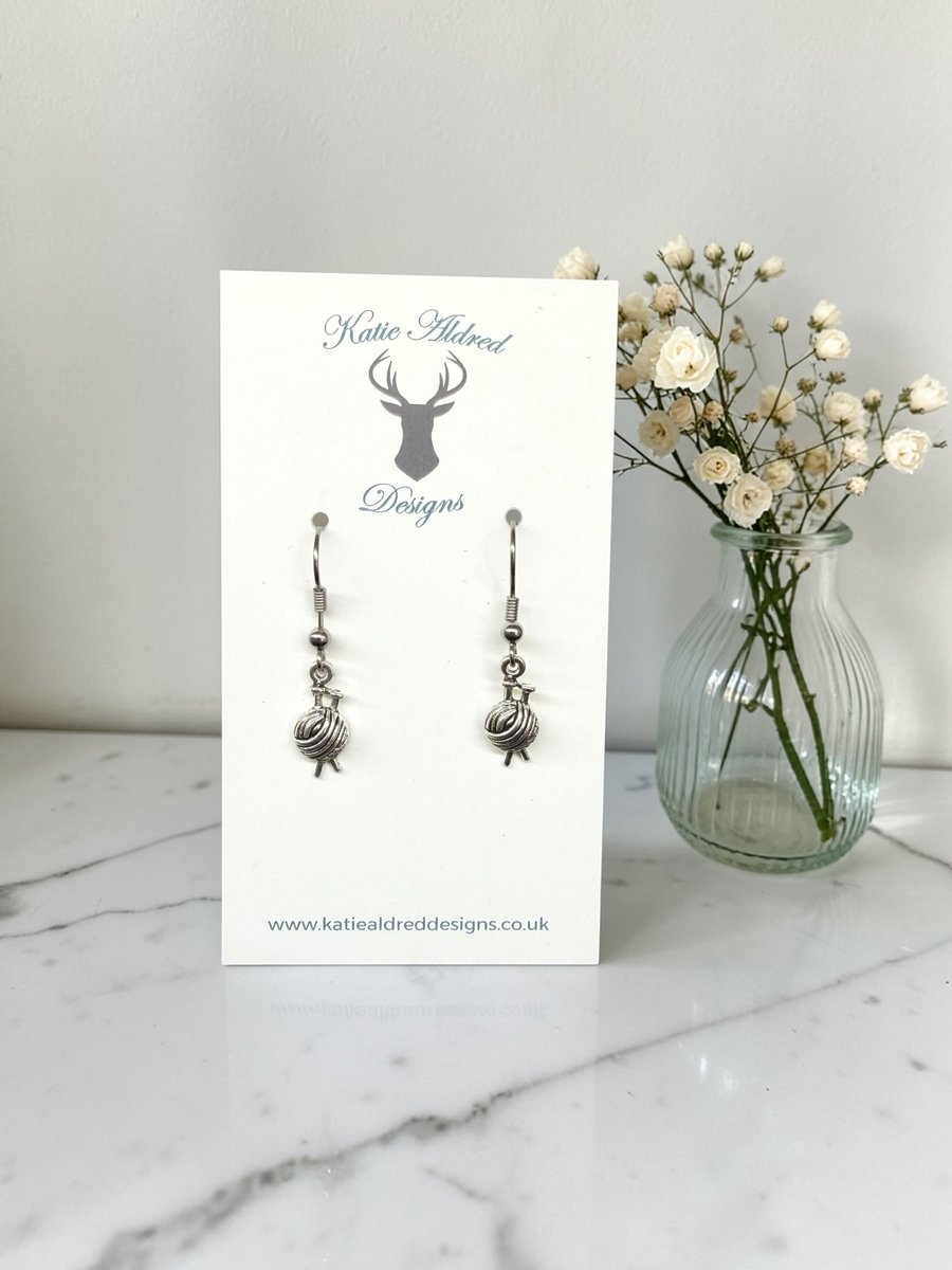 Charm Earrings - Ball of Yarn