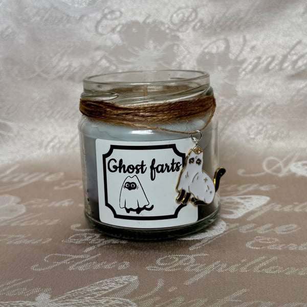 Funny Ghost Cat Candle – Handmade Halloween Gothic Decor