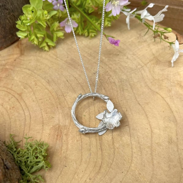 Handmade Silver Meadow Bloom Necklace