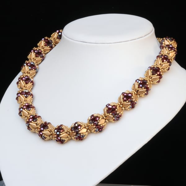 Red and Gold Beaded Bead Necklace