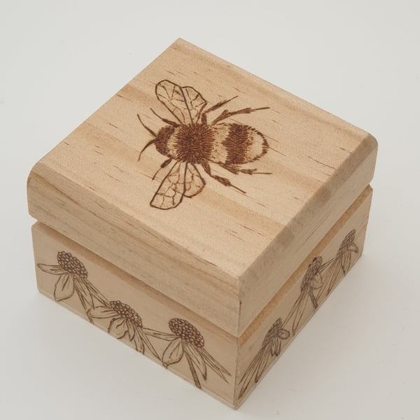 Custom order for KS, Wooden ring box, small trinket box, pyrography bee design 