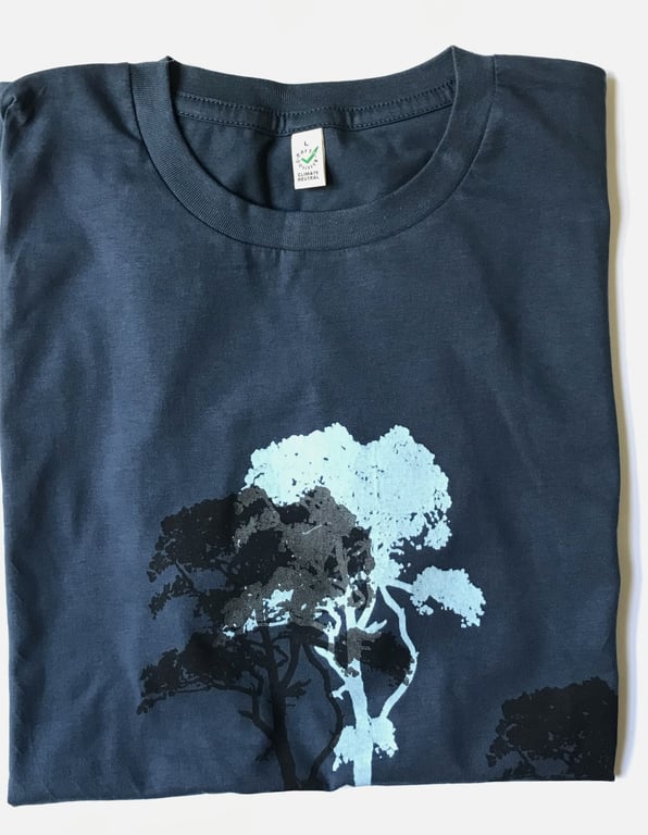 3 trees Unisex Organic Cotton denim blue T shirt pine trees print black and grey