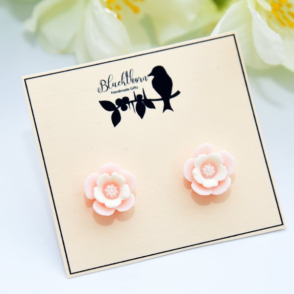 Pale Pink Flower Stud Earrings