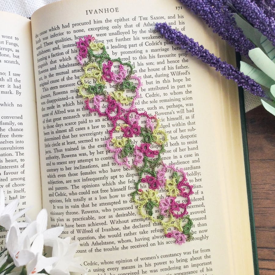 Spring Garden Bookmark in Tatting Lace