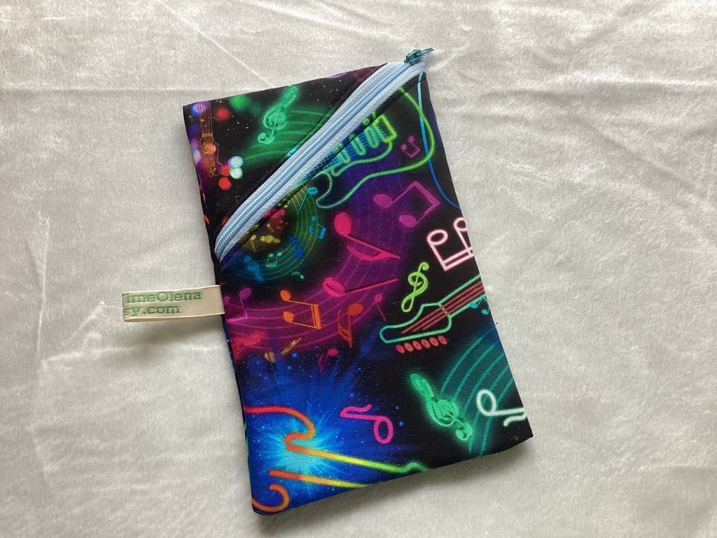 Small pouch, glasses pouch, music pattern 