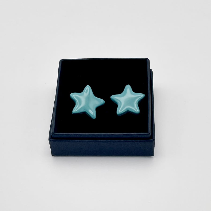 NEW! Bermuda blue star porcelain stud earrings