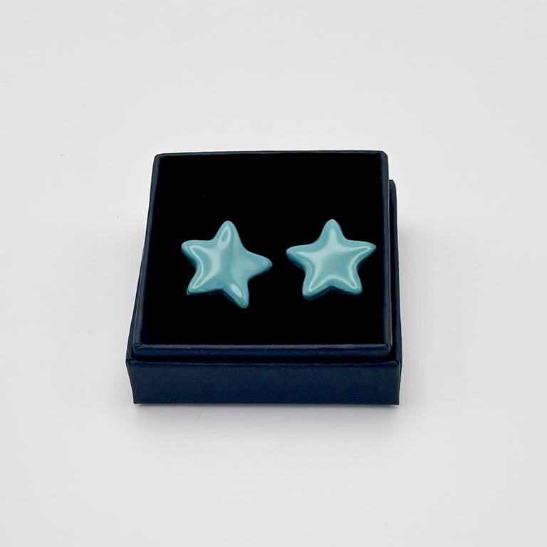 NEW! Bermuda blue star porcelain stud earrings