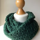 Infinity circle scarf in Merino wool colour Bottle Green