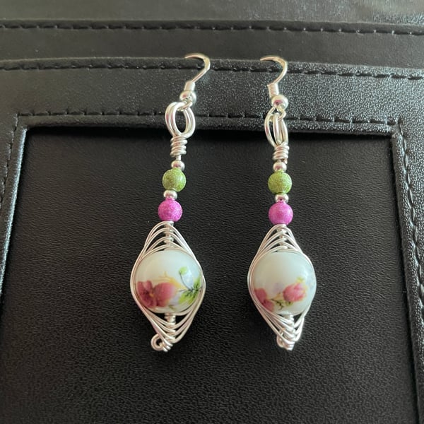 Feminine Floral Earrings