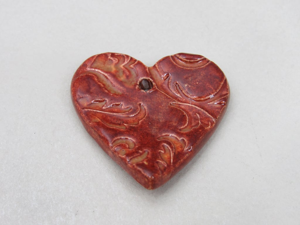 Medium Bright Copper Brocade Texture Heart Shaped Ceramic Pendant