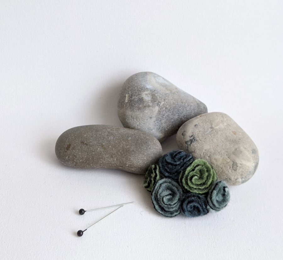Small vintage inspired felted flowers brooch in shades of duck egg blue