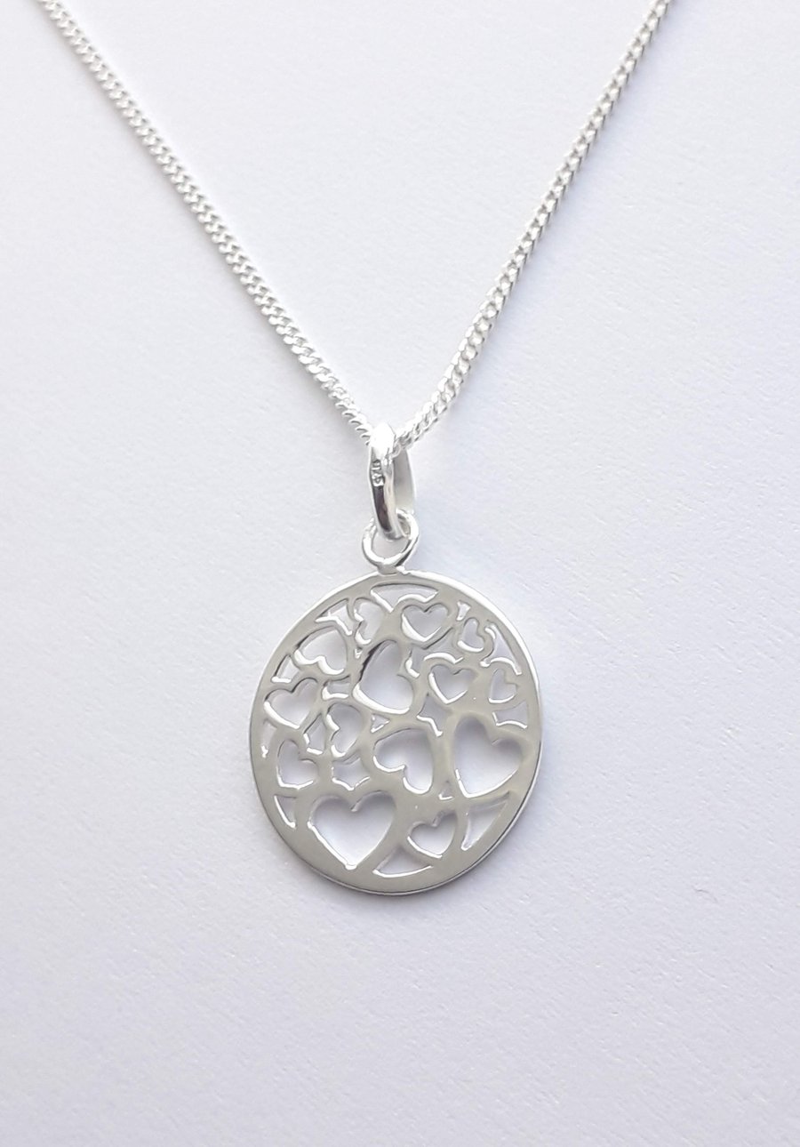 Round Hearts Pendant Necklace