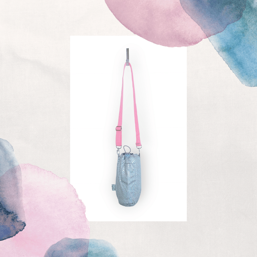 Holographic Heart Printed Crossbody Water Cooler With Detachable Strap