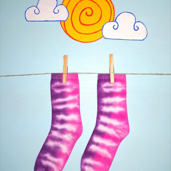 Adults Tie Dye socks - size 3.5 - 5.5