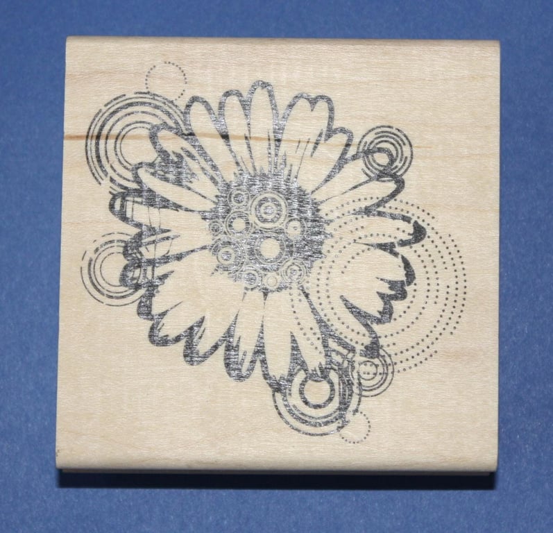Inkadinkado MOD Daisy Rubber Stamp (99184O) Wooden Mounted