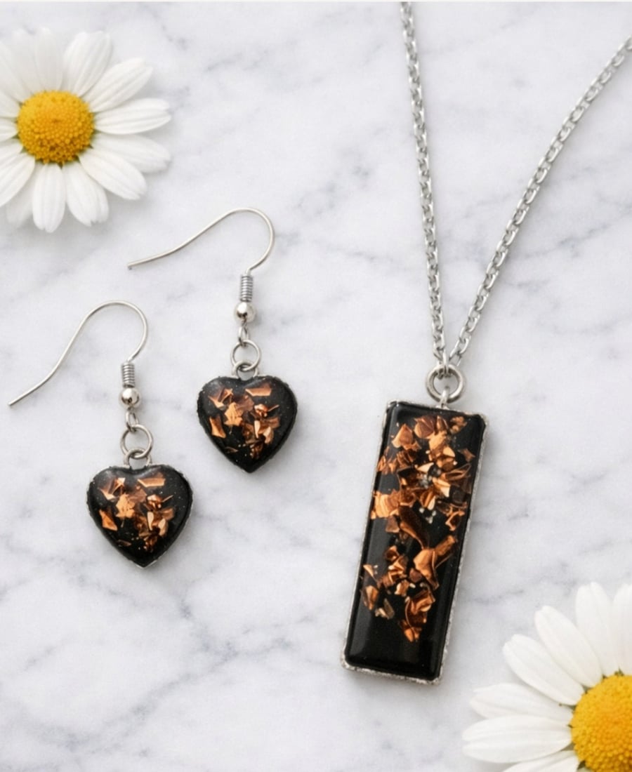 Beautiful black and copper resin Jewellery