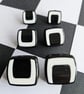 22.4mm, 7 8" 36L Monochrome Buttons - Image 2