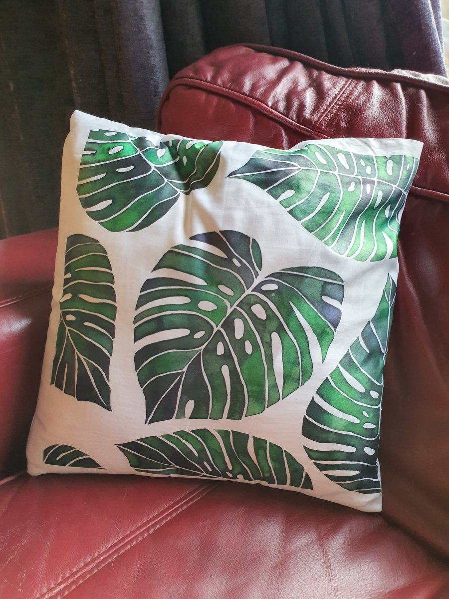 Monstera Cushion