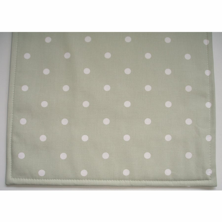 Green and White Polka Dot Place Mat Placemat