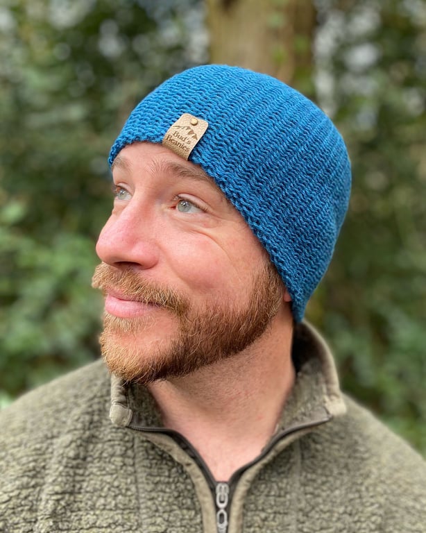 Skullcap style beanie hat in 'Waterfall' (Cobalt blue).  wool (unisex)