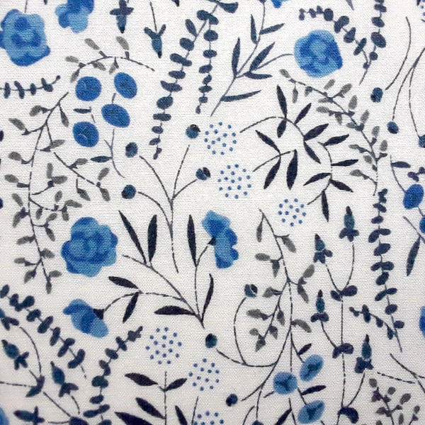 Liberty Fabric 10" Square : LILIAN'S BERRIES : Blue White Ditzy Floral