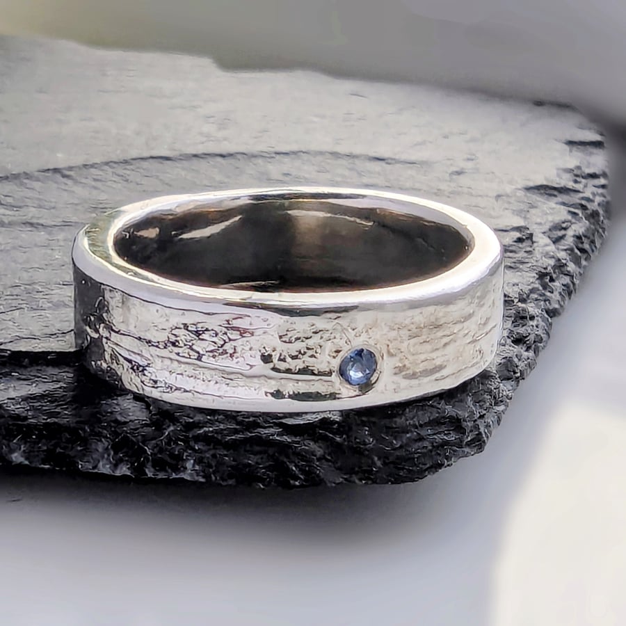 Solid 9 Carat White Gold HALLMARKED Band