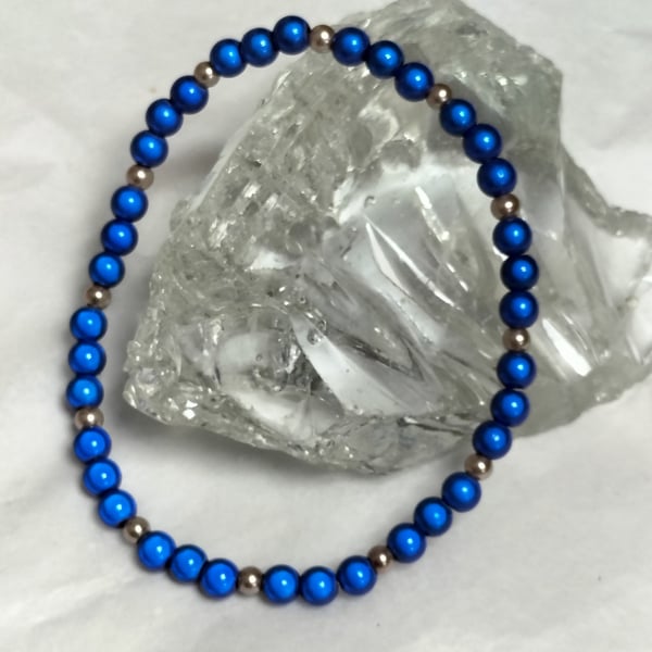 AL131 Blue miracle bead and champagne pearl anklet