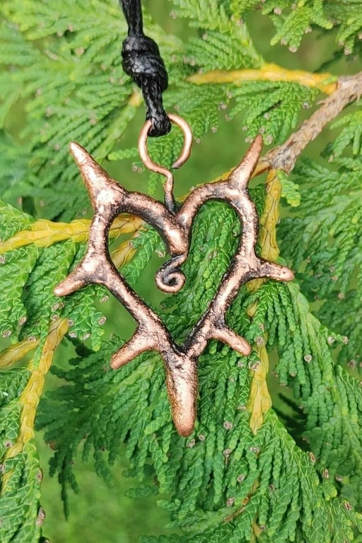 Primitive Spiked Heart Necklace 