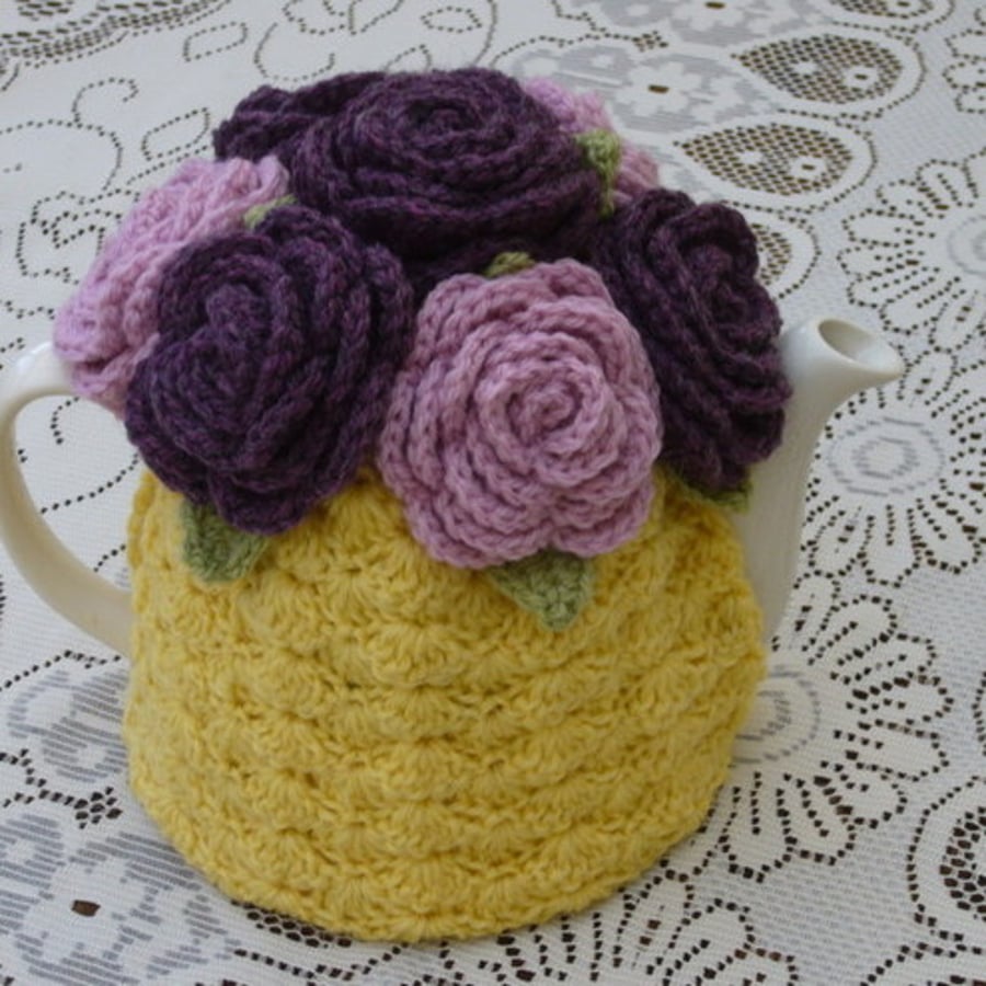 Crochet Tea Cosy/Yellow with Roses (Made to order)