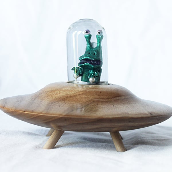 Flying Saucer with Alien pilot