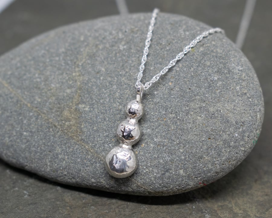 Silver Pebble Pendant Necklace - Recycled Silver Jewellery