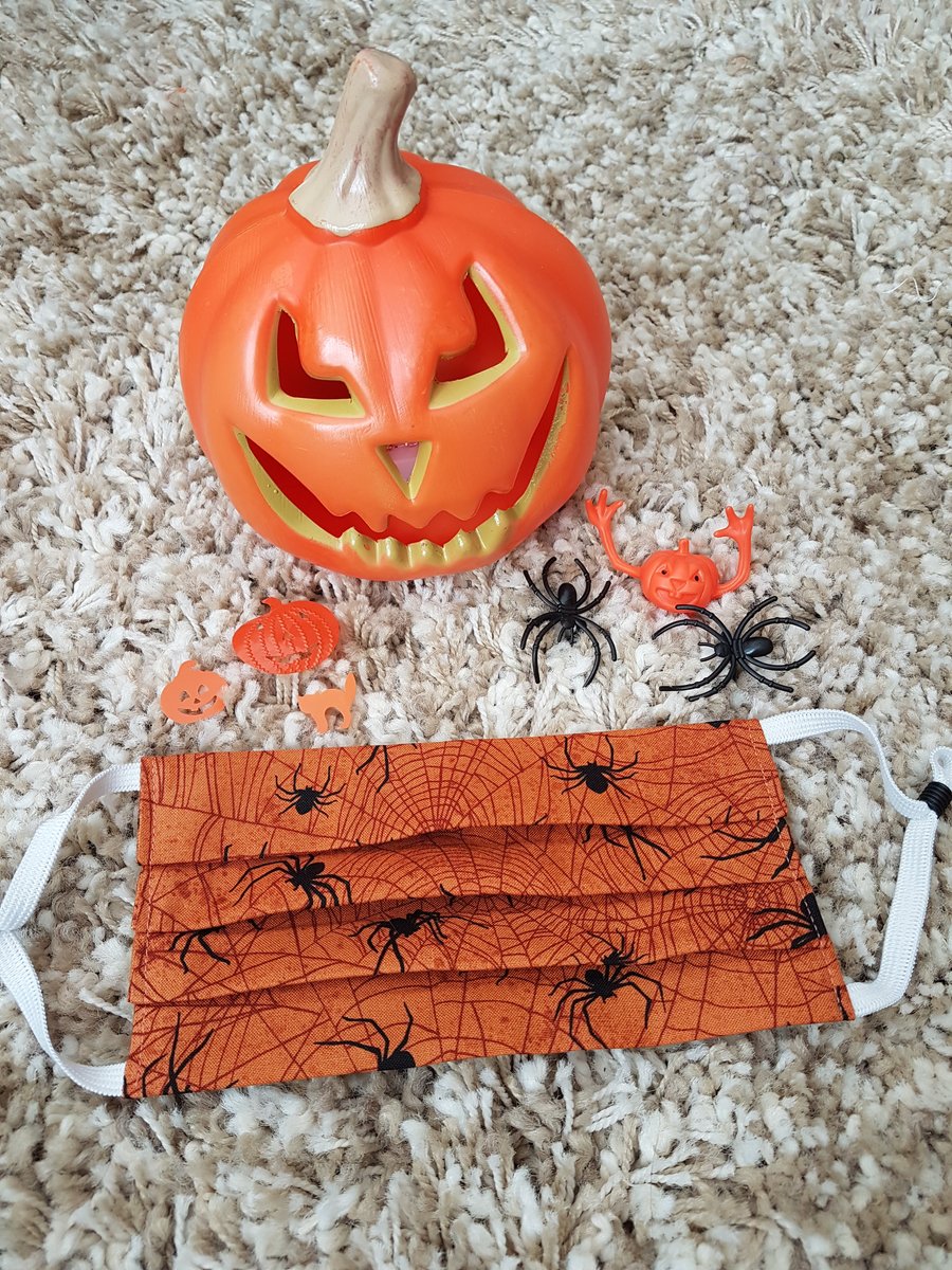 Halloween Adult face covering – Orange Spider print 