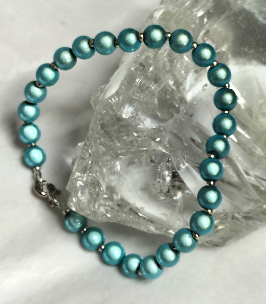 BR472  Turquoise miracle bead bracelet with seed beads