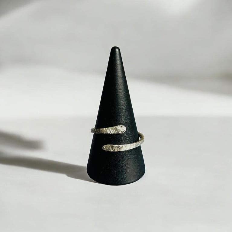 Unisex Sterling Silver Snake Ring - Gift Boxed - Size S Adjustable