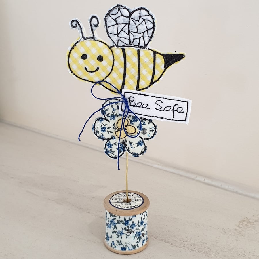 Busy Bee, Flower Decoration