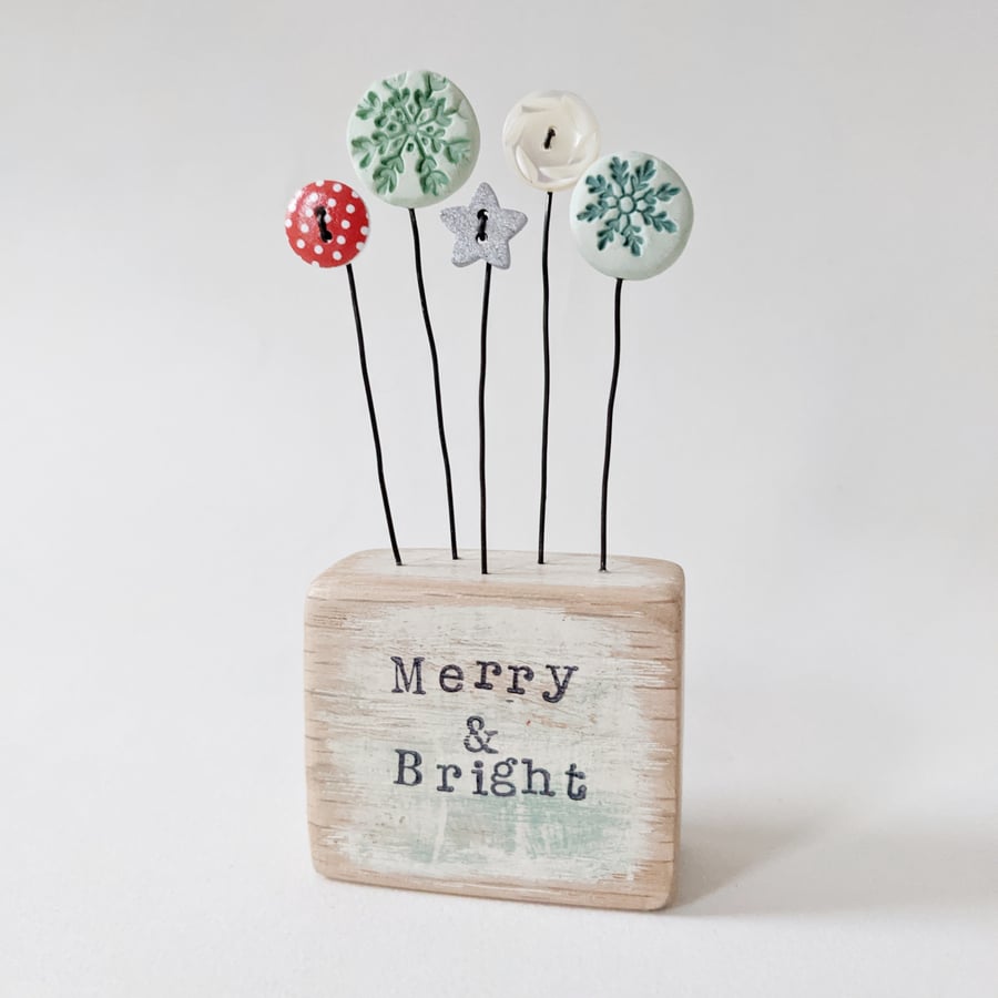 Clay Snowflakes and Buttons in a Painted Wood Block 'Merry &Bright'
